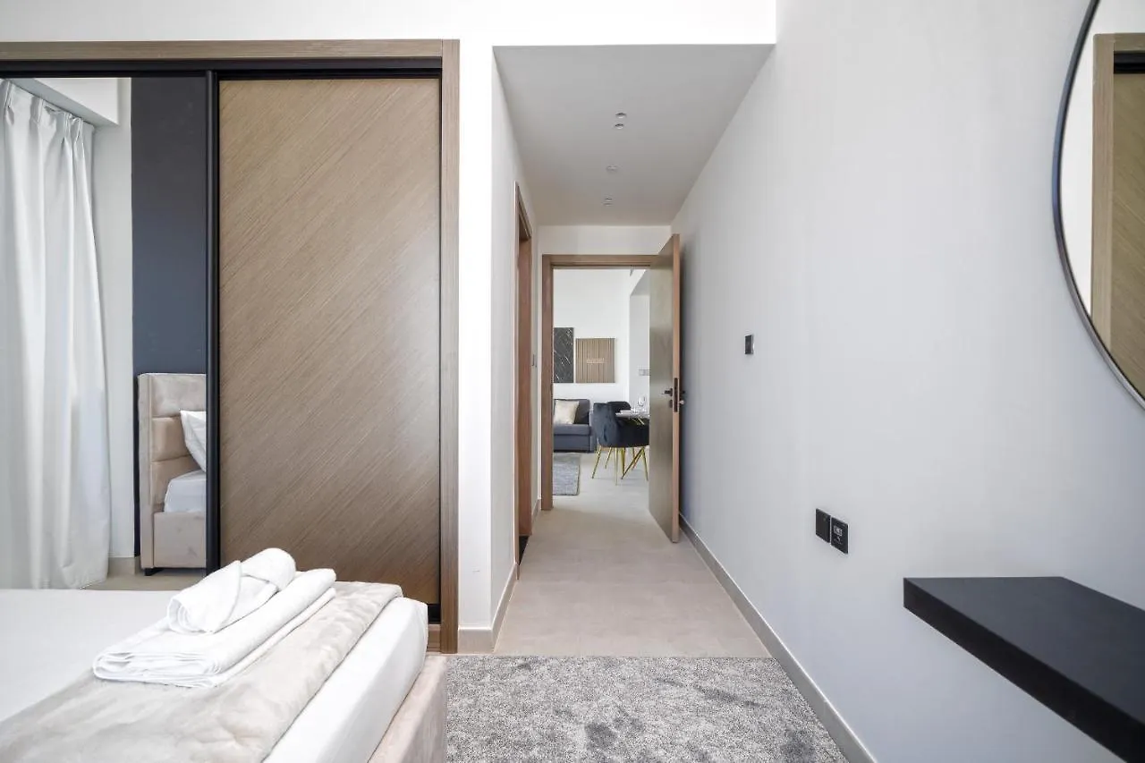 Alh Vacay - With Private Jacuzzi 2 Bedrooms In Binghatti Canal Dubai